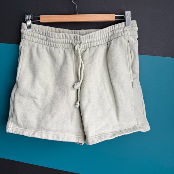 TNA Soft Cream Athletic Shorts Boyfriend Medium - Picture 2 of 9